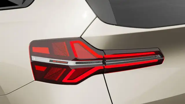 BMW X3 view 8