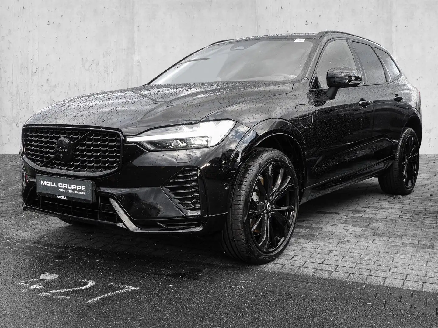 Volvo XC60 T6 AWD Ultra Black Edition 360 4xSHZ ACC LM Schwarz - 2