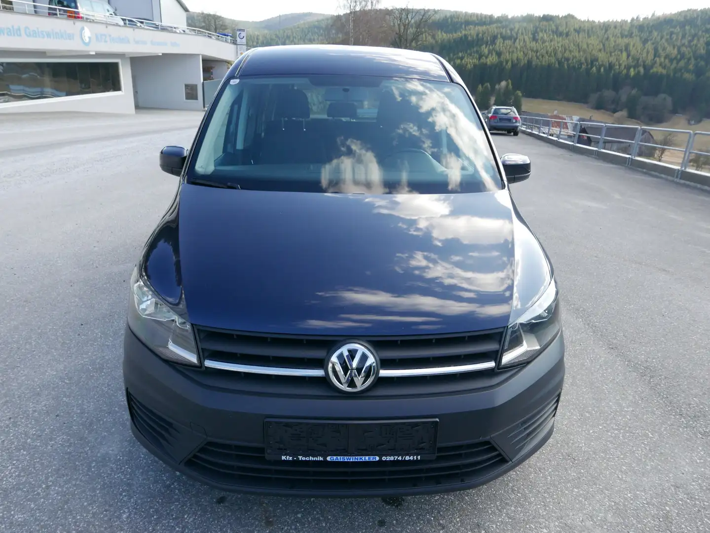 Volkswagen Caddy Maxi Trendline BMT DSG 8fach bereift Blau - 2