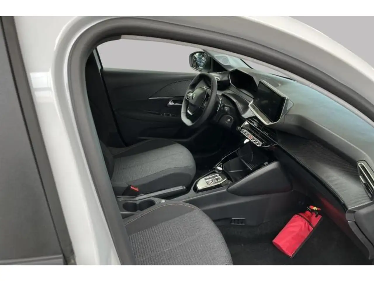 Peugeot 208 STYLE 8