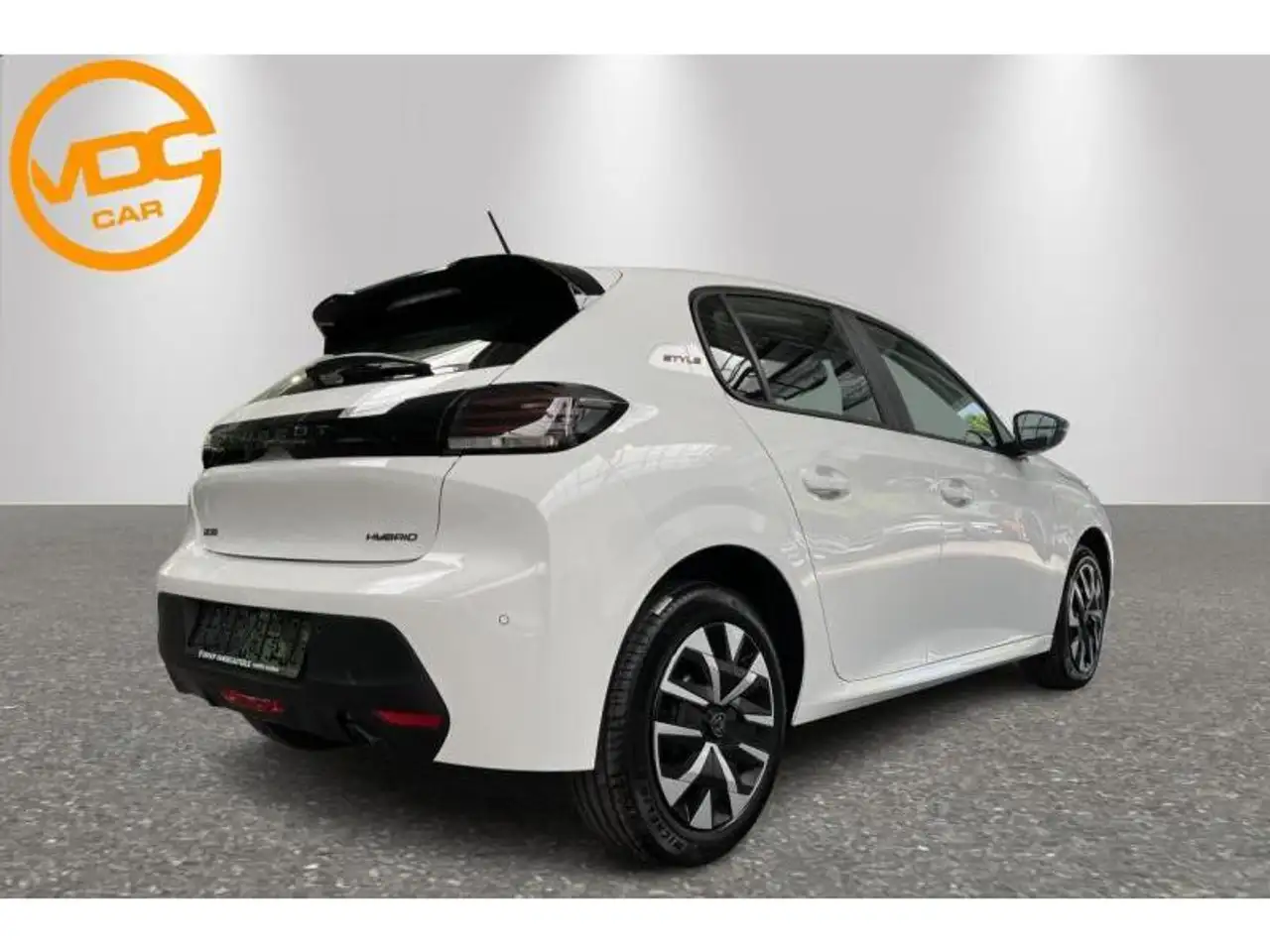 Peugeot 208 STYLE 3
