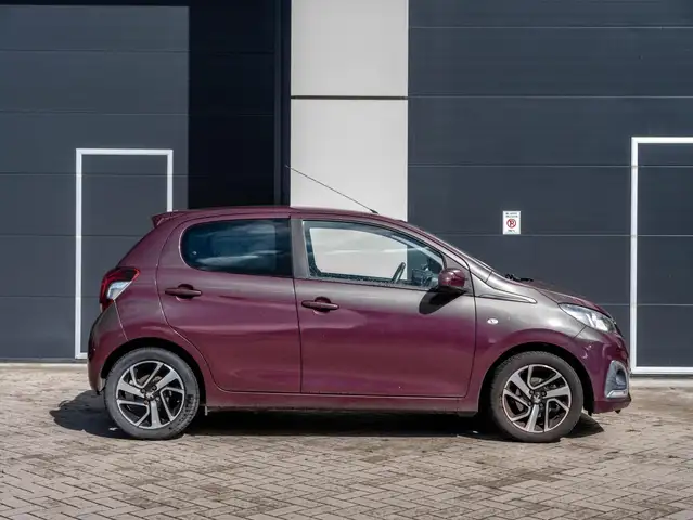 Peugeot 108 view 6