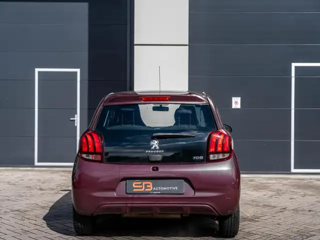 Peugeot 108 view 9