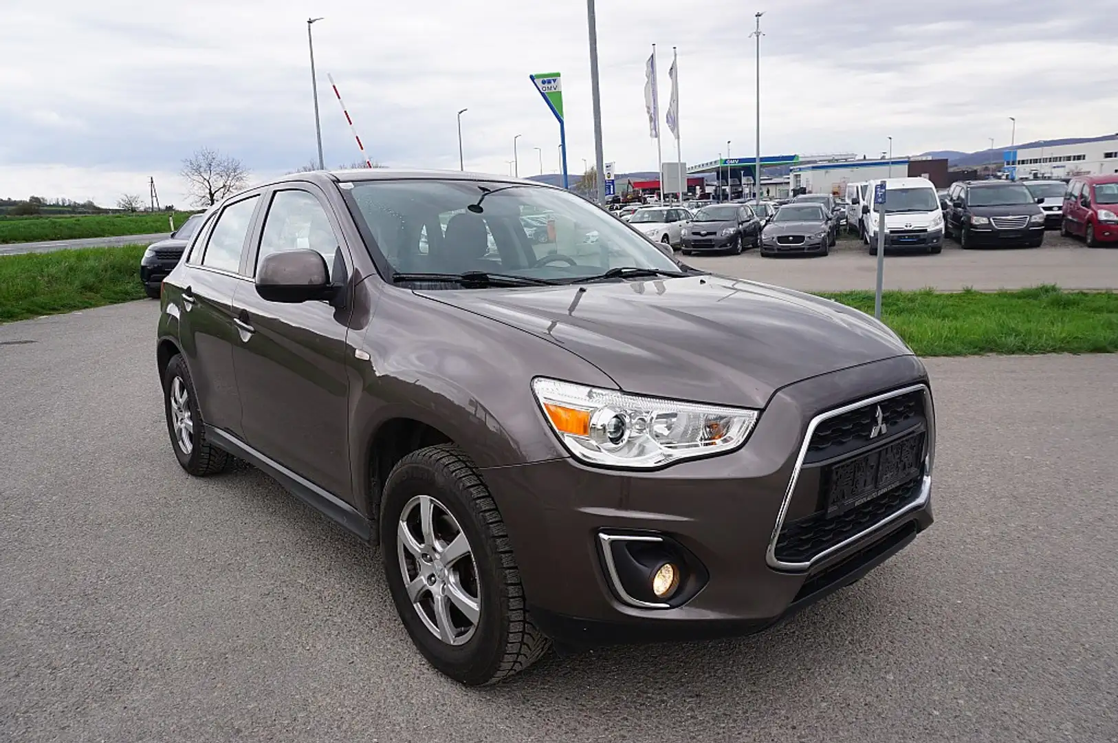 Mitsubishi ASX 1,6 DI-D LP Invite Braun - 2
