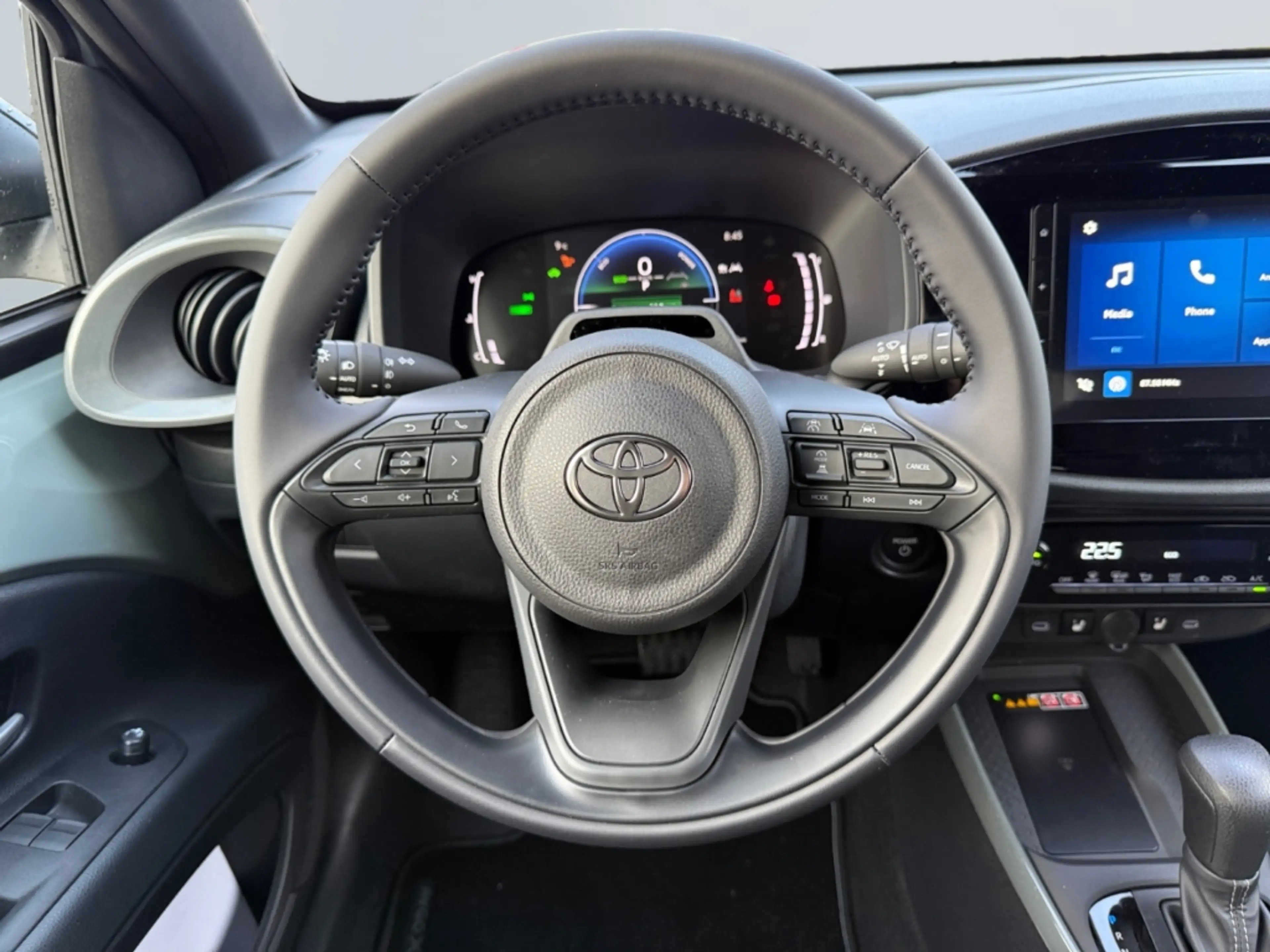 Toyota Aygo X Hybrid *Pdc Vo.&Hi. *Keyless *Sitzheizung — photo 11