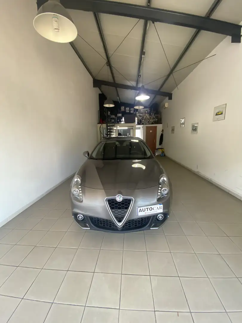Alfa Romeo Giulietta 1.6 jtdm Business 120cv my18 - 1