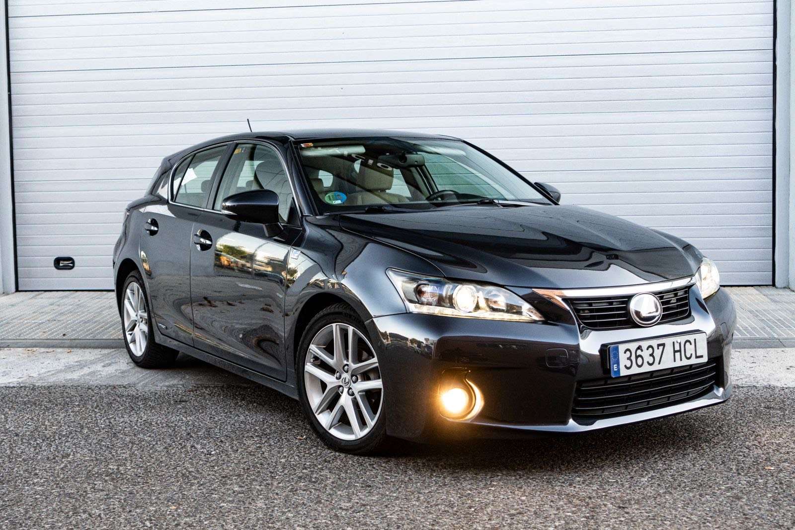 Lexus CT 200h - foto 1