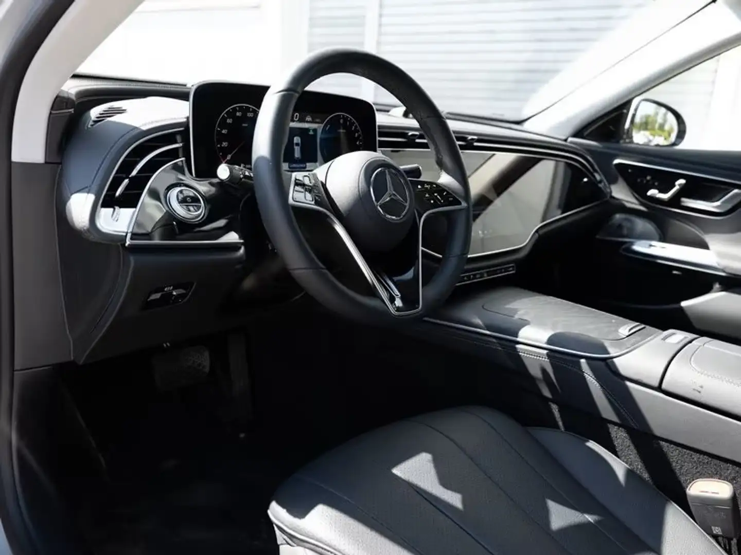 Mercedes-Benz E 300 de ALL TERRAIN 4M SUPERSCREEN MULTIBEAM PANO HUD Zilver - 2
