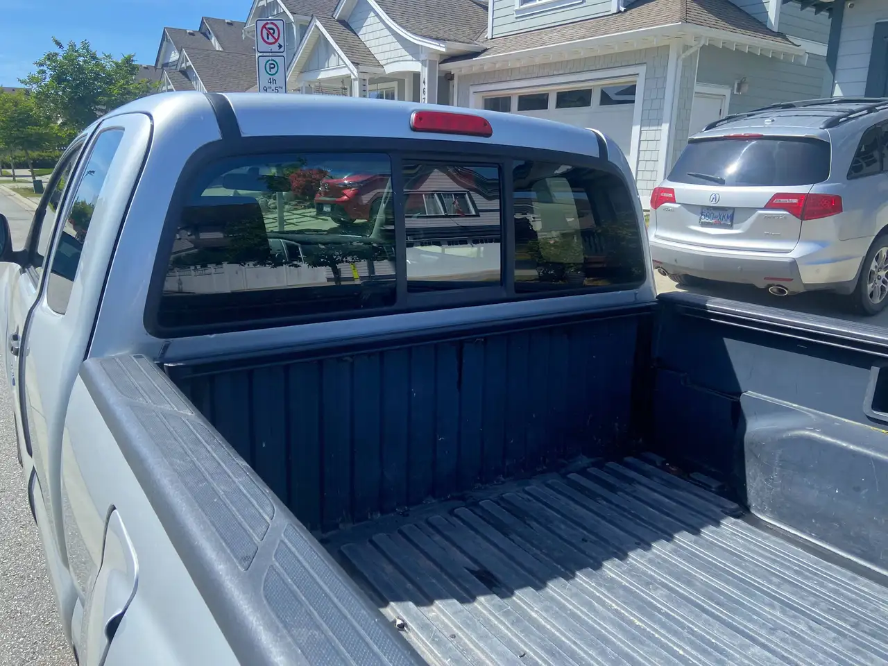 Toyota Tacoma снимка Toyota Tacoma