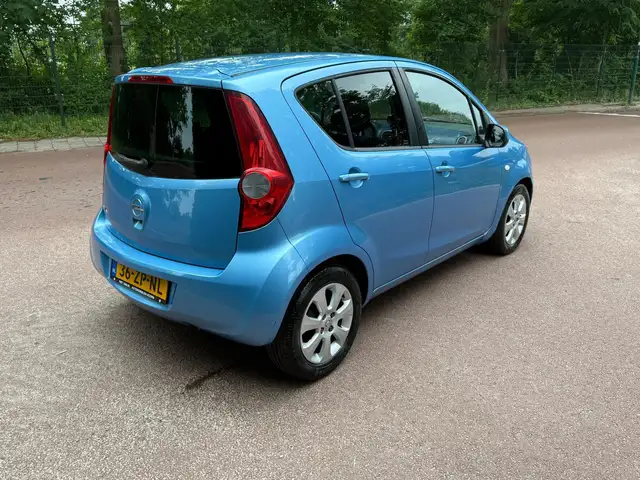 Opel Agila view 6
