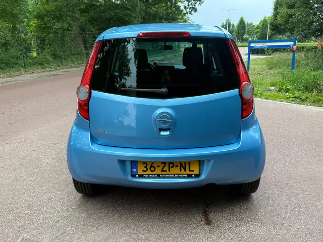 Opel Agila view 5