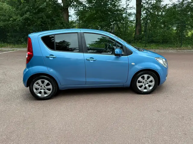 Opel Agila view 7