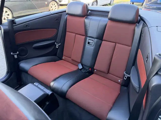 BMW 1 Series view 15