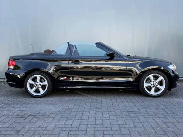 BMW 1 Series view 8