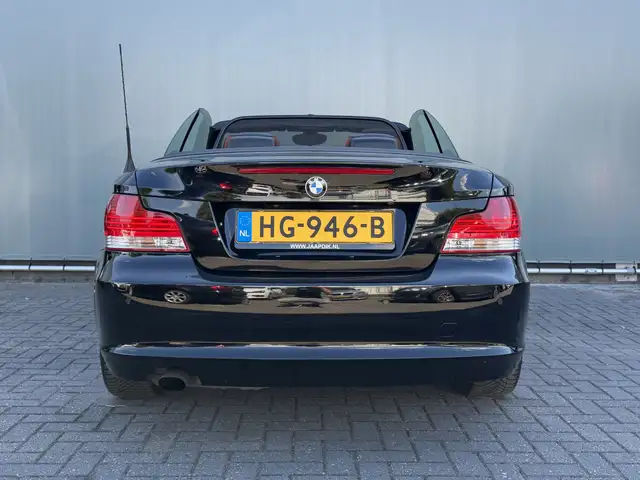 BMW 1 Series view 12