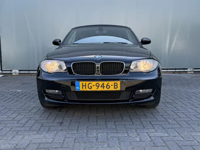 BMW 1 Series view 6