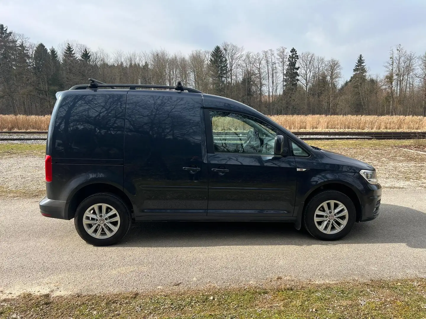 Volkswagen Caddy Kasten 1.4TGI *R-Kamera*Sitzheizung*AUTOMATIK* Blau - 2