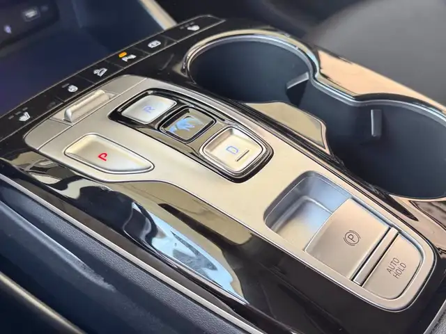 Hyundai Tucson view 25