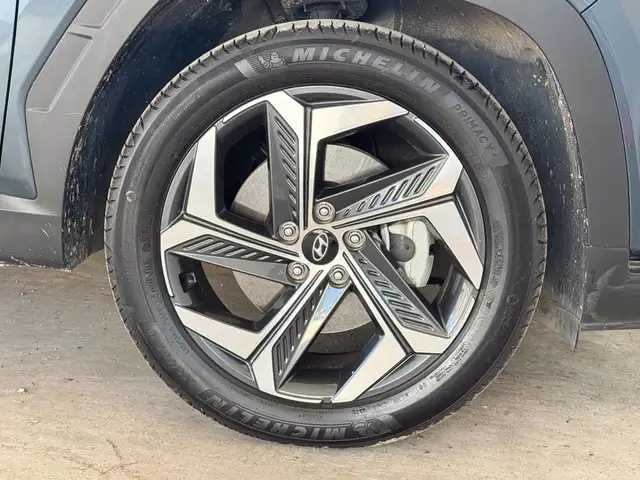 Hyundai Tucson view 15