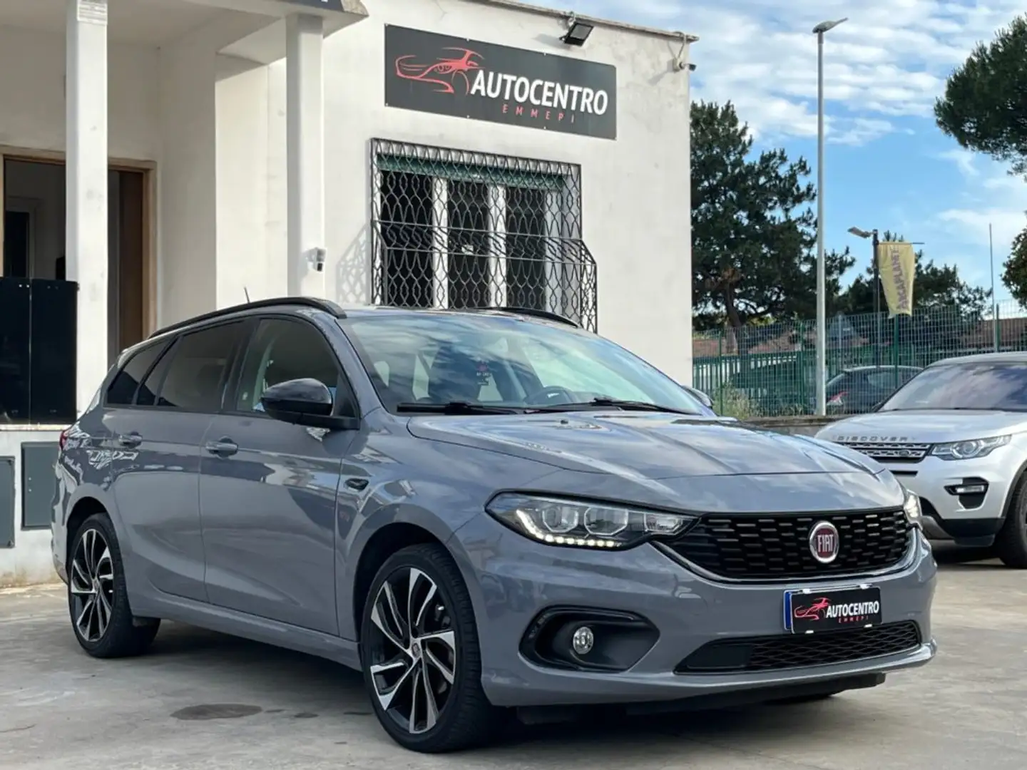 Fiat Tipo 1.6 Mjt S&S DCT SW S-DESIGN Šedá - 1