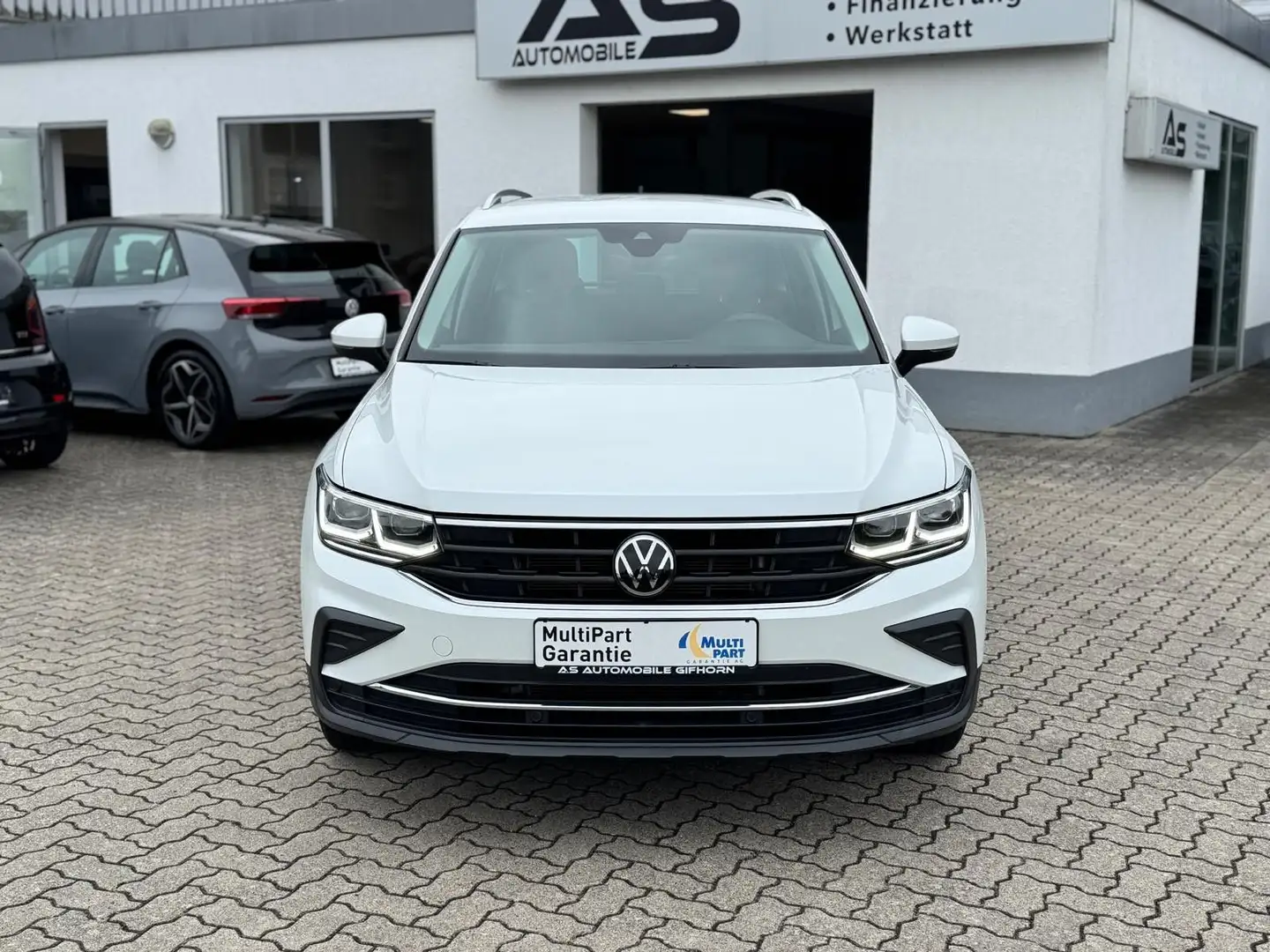 Volkswagen Tiguan 1.5 TSI DSG Active Stdhz. IQ.Light Matrix Blanc - 2