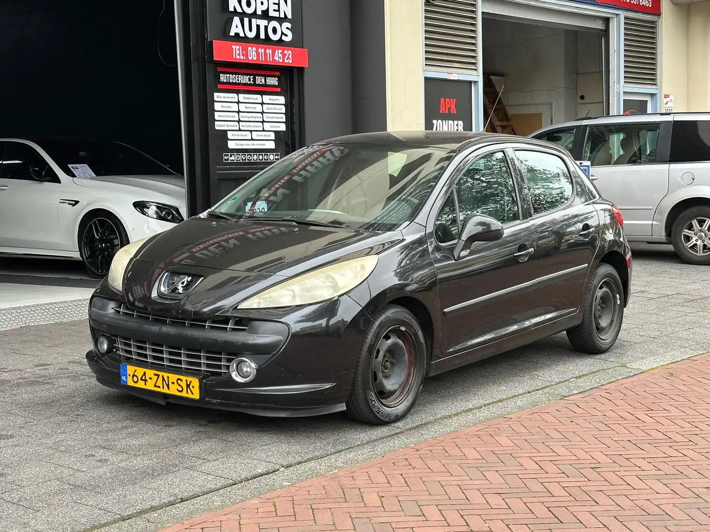 Peugeot 207 1.4 Cool 'n Blue 5 Deurs Airco Noir - 1