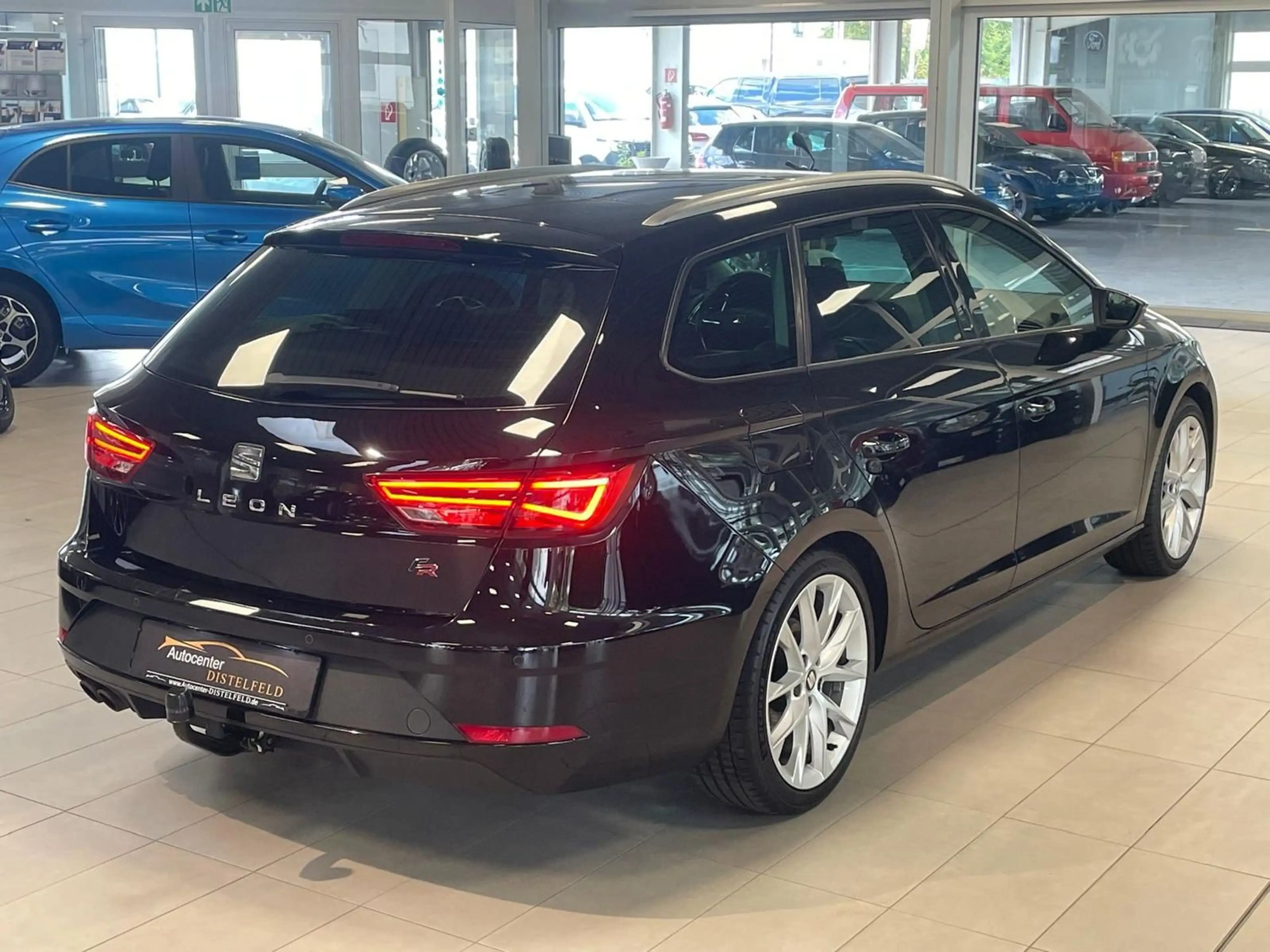 SEAT Leon FR Panorama — photo 7