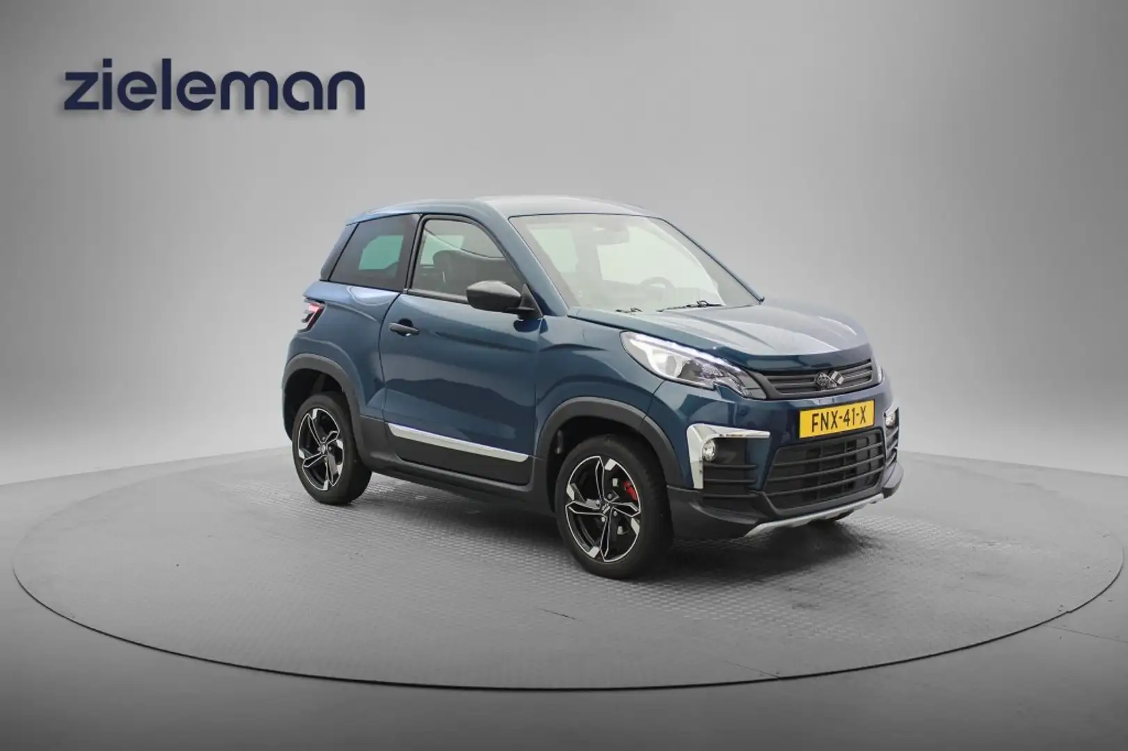 Ligier JS 60 dCi Chic - 2023 - 3.477 km - Carplay, Airco, Camer Bleu - 1