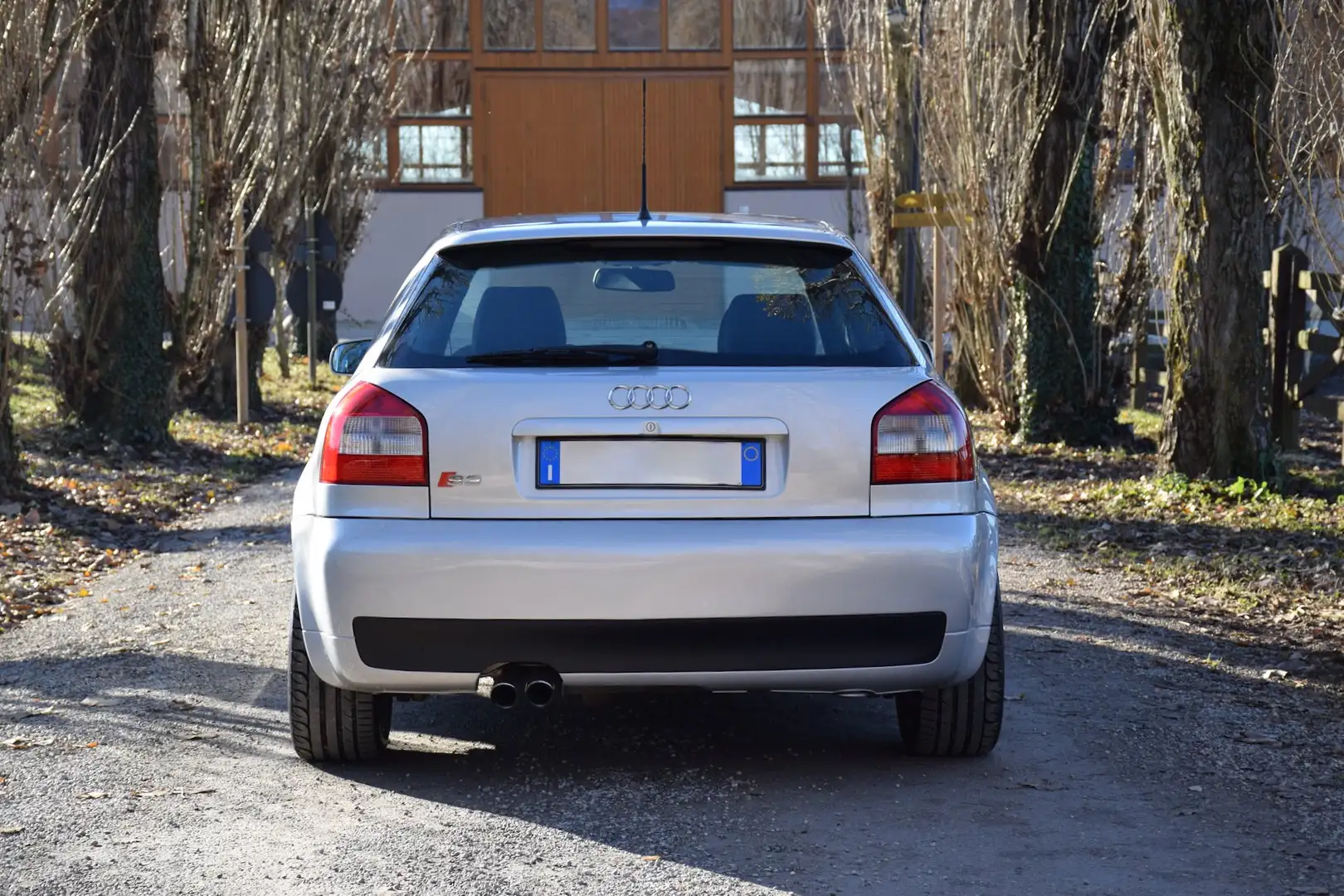 Audi S3 1.8 quattro srebrna - 2