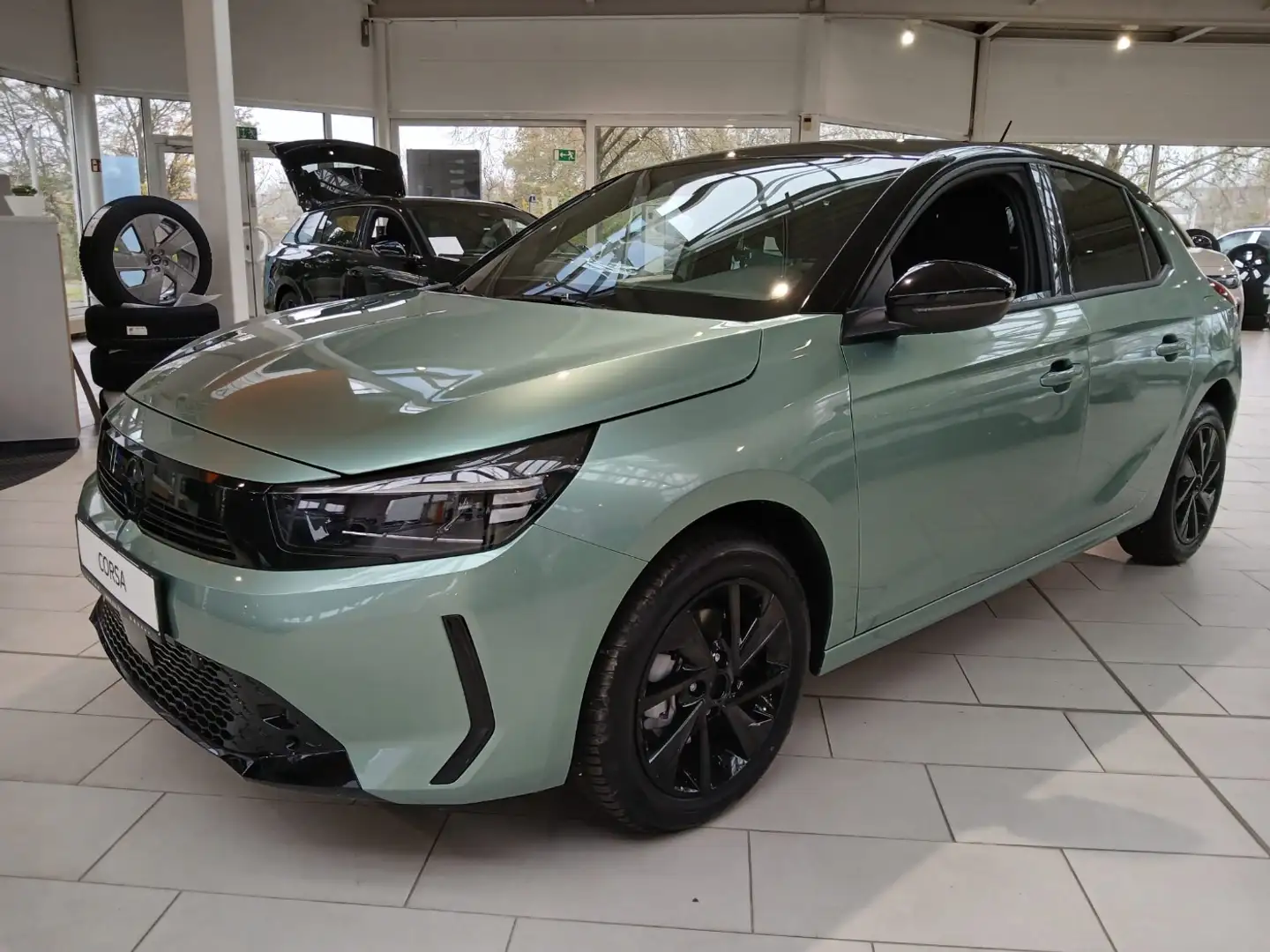 Opel Corsa F 1.2 YES LED+SHZ+Fernlichtass.+LM Groen - 2