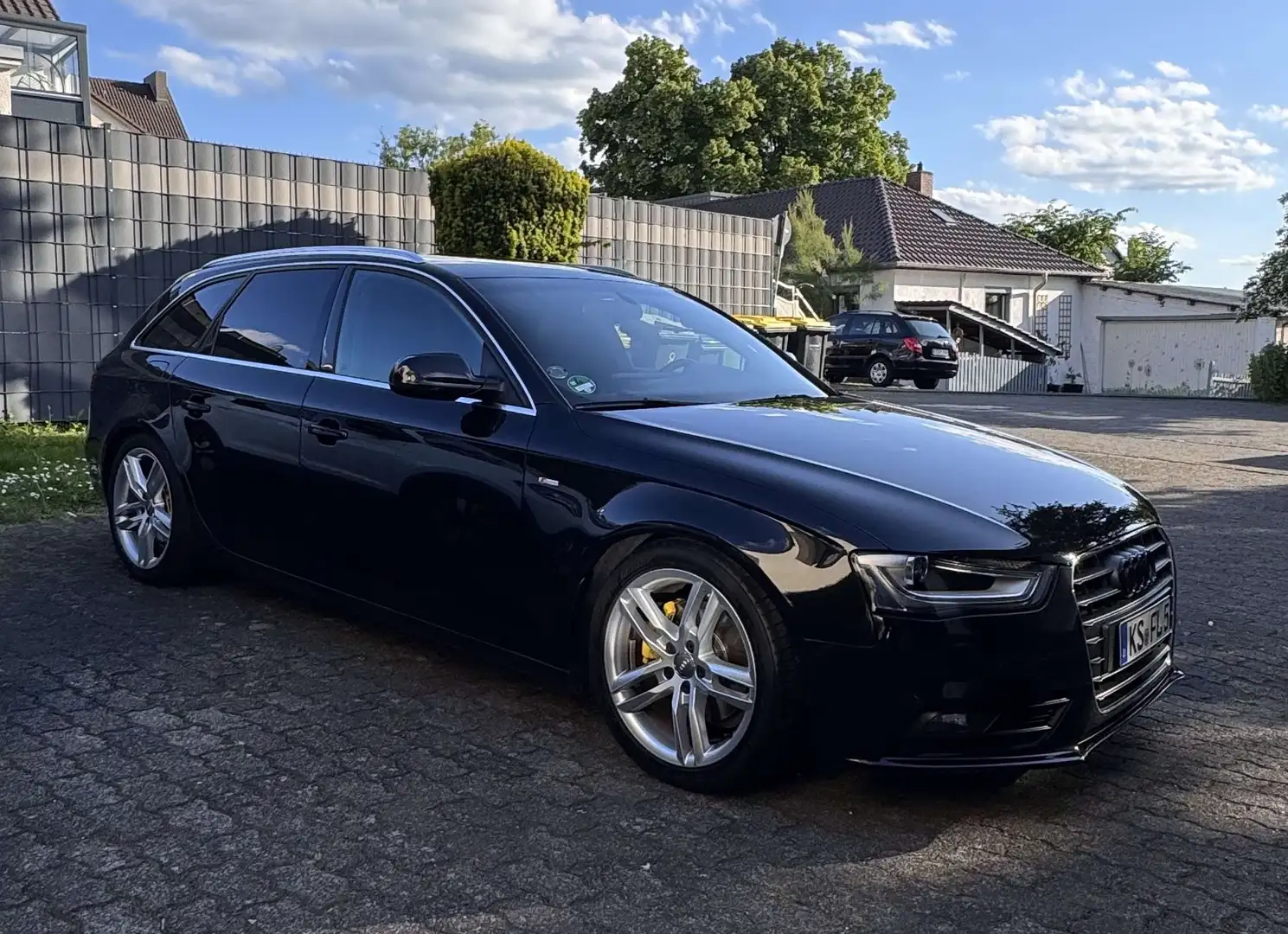 Audi A4 S line Sportpaket  >Facelift< TOP ZUSTAND Schwarz - 1