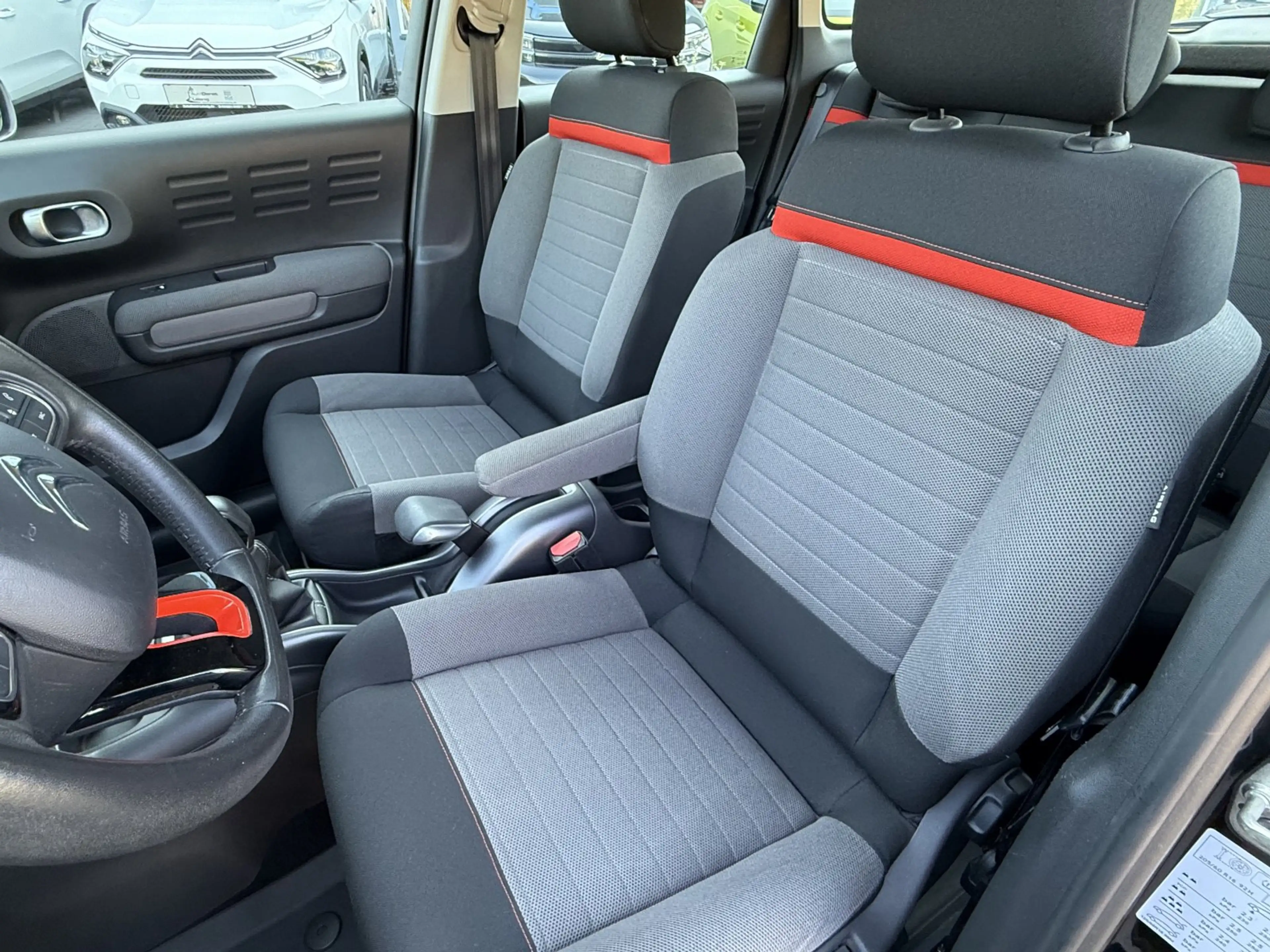 Citroen C3 Aircross 1.2 PureTech 110 Feel SH WR — photo 10