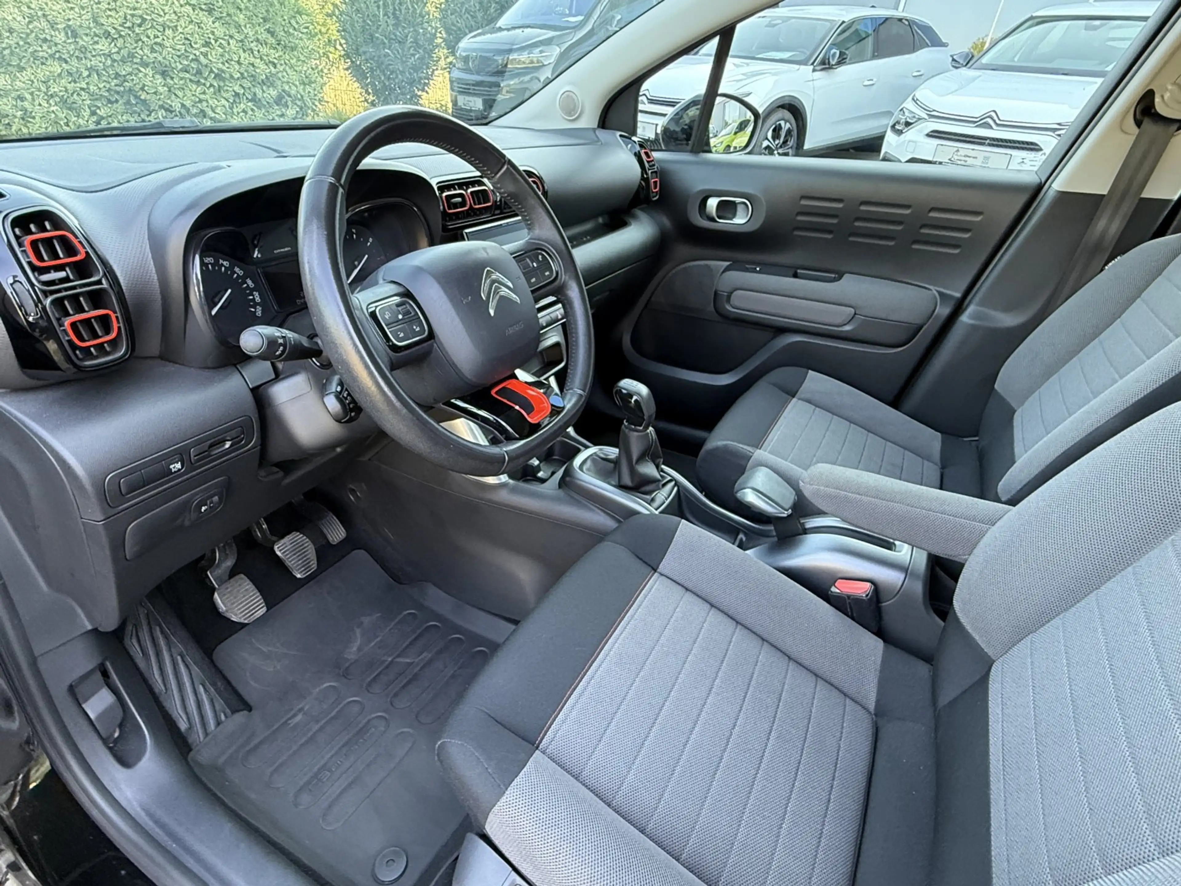 Citroen C3 Aircross 1.2 PureTech 110 Feel SH WR — photo 9