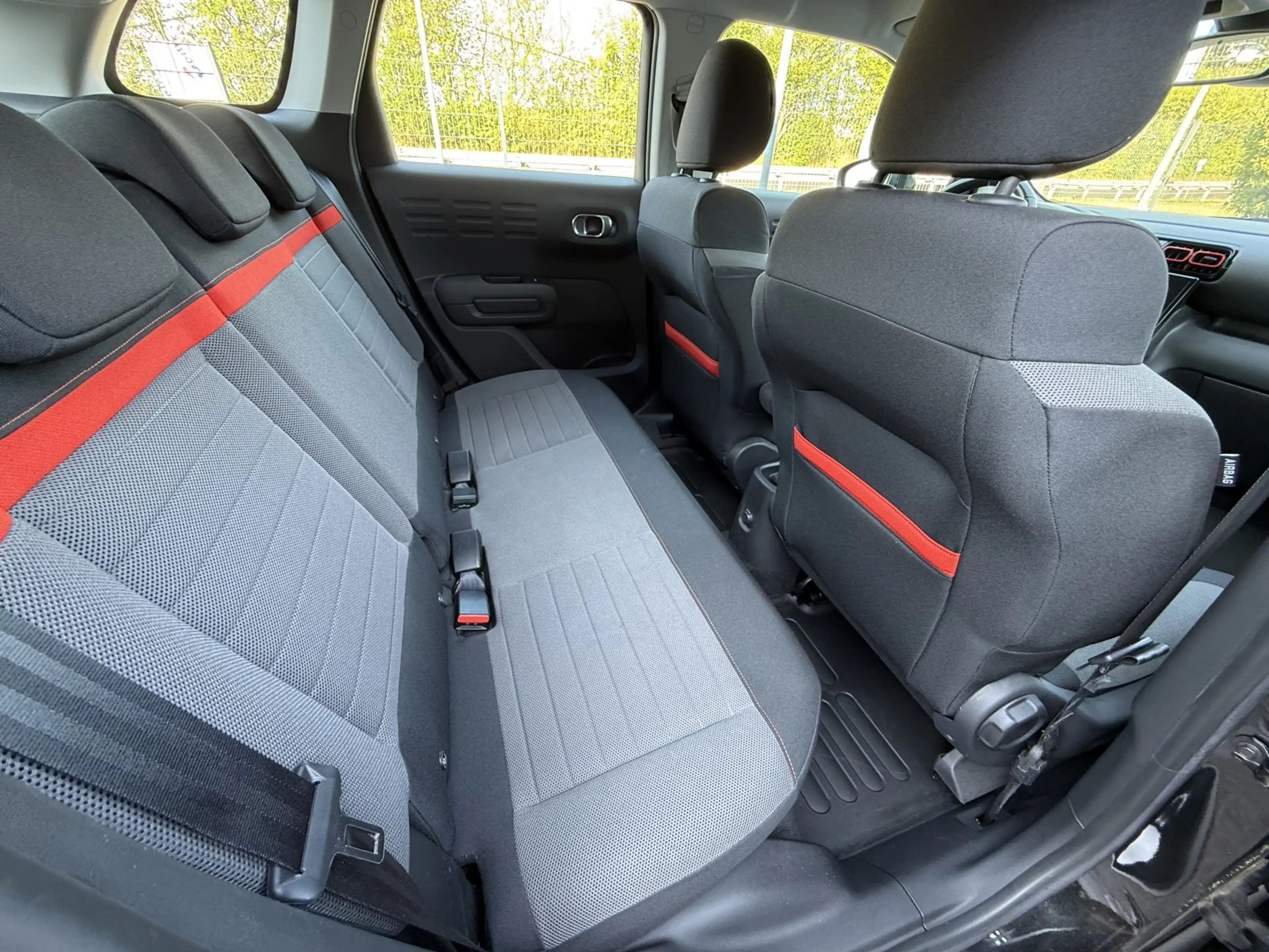 Citroen C3 Aircross 1.2 PureTech 110 Feel SH WR — photo 13