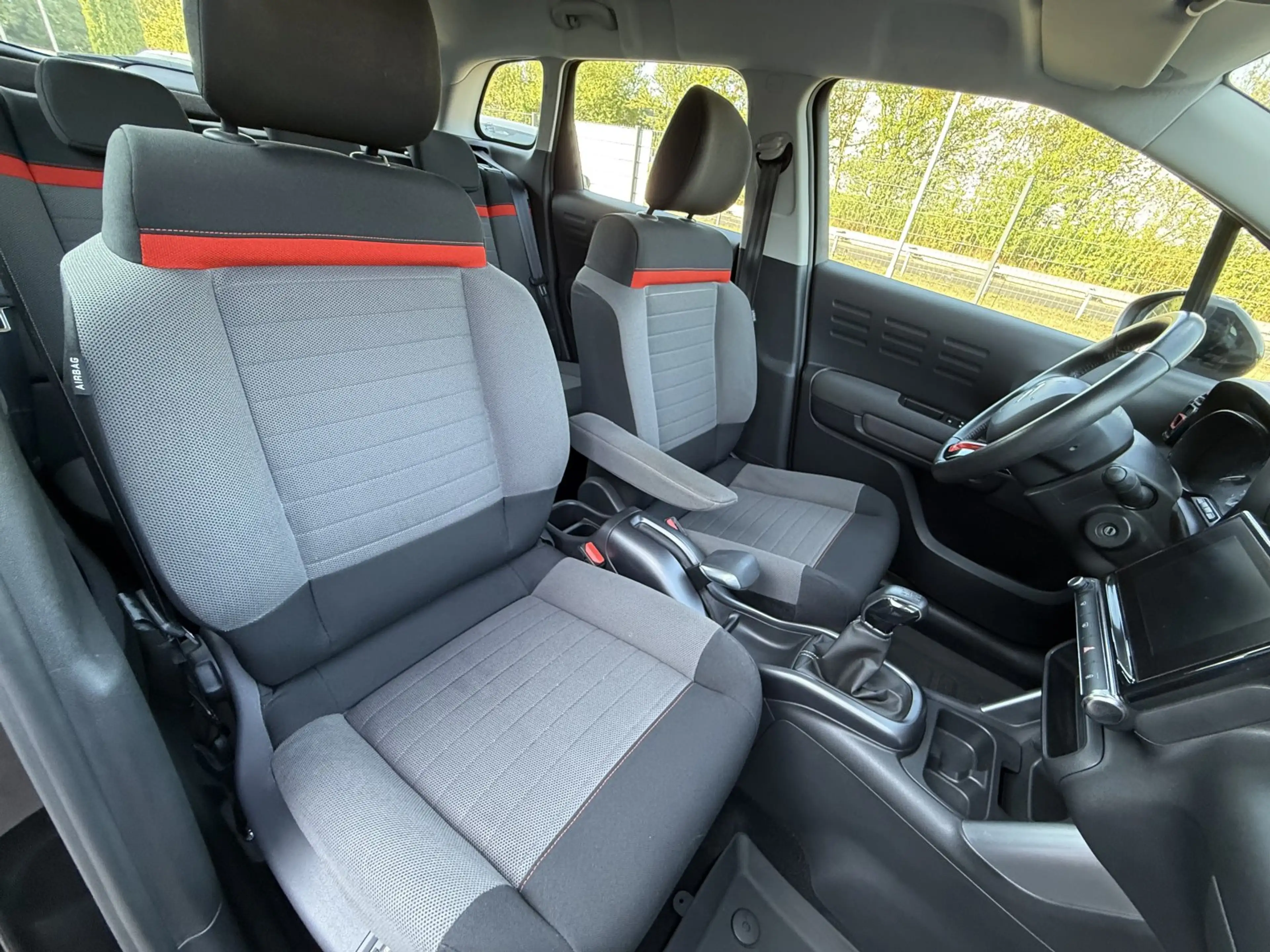 Citroen C3 Aircross 1.2 PureTech 110 Feel SH WR — photo 12