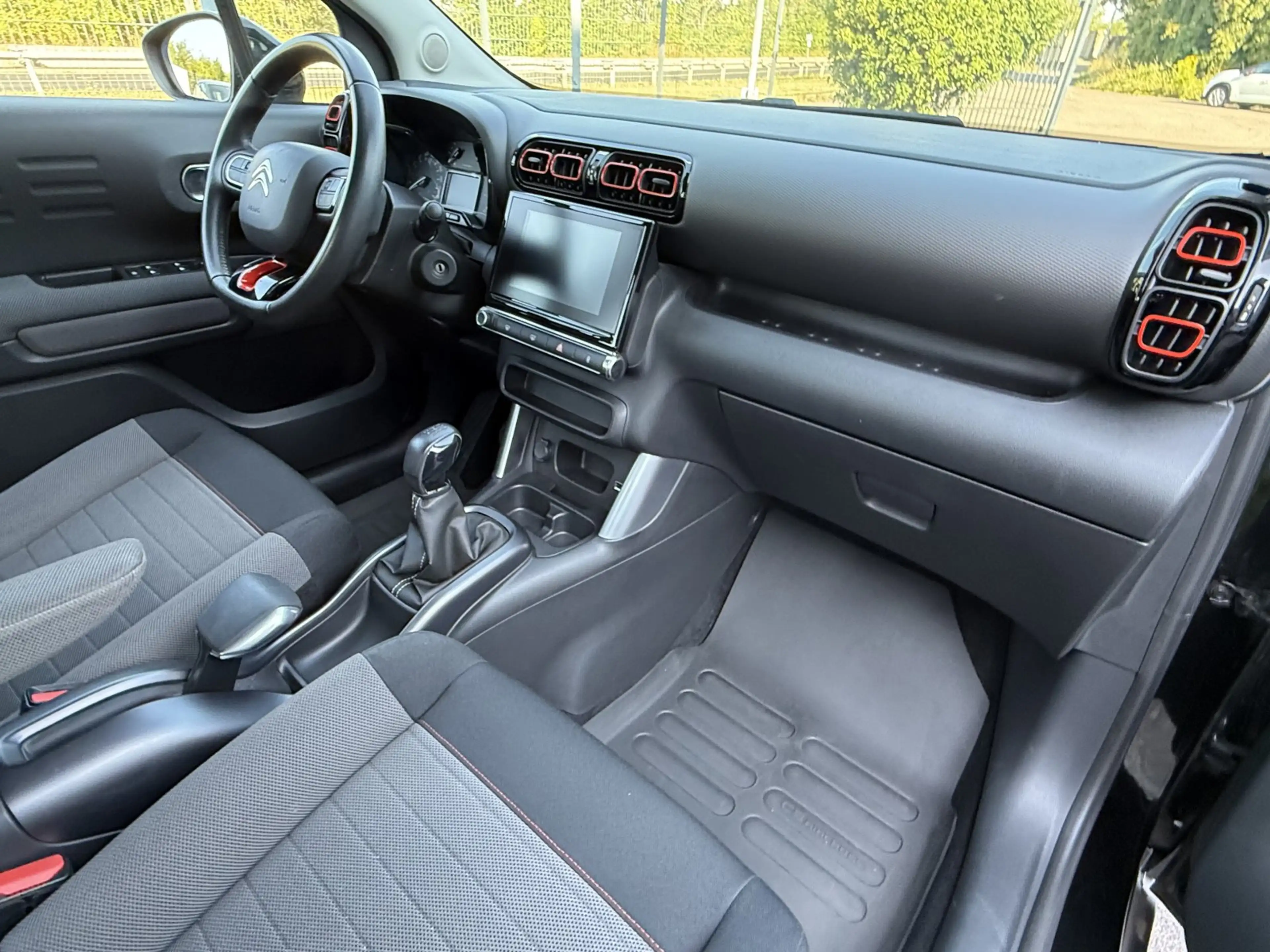 Citroen C3 Aircross 1.2 PureTech 110 Feel SH WR — photo 11