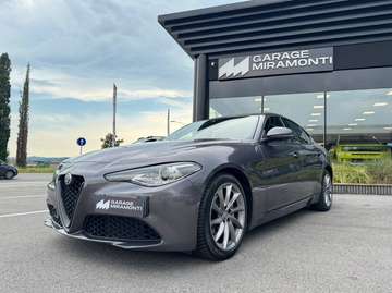2.2 t Business 150cv auto