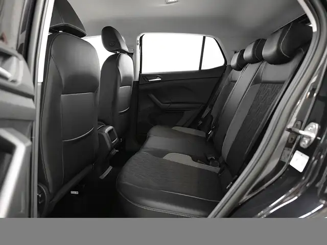 Volkswagen T-Cross view 13