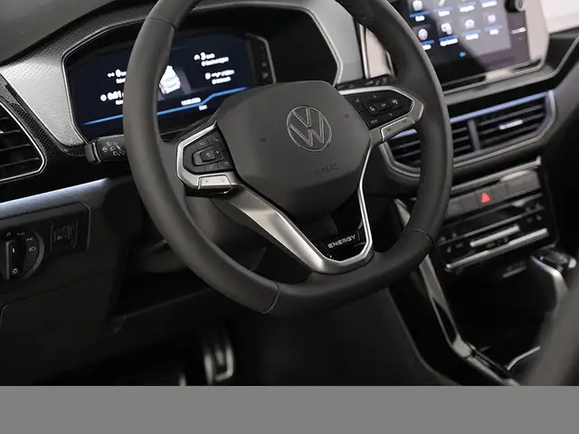 Volkswagen T-Cross view 10