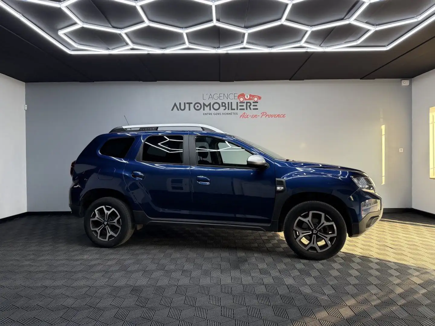 Dacia Duster 1.5 dCi 110 ch – Finition Prestige Blauw - 2