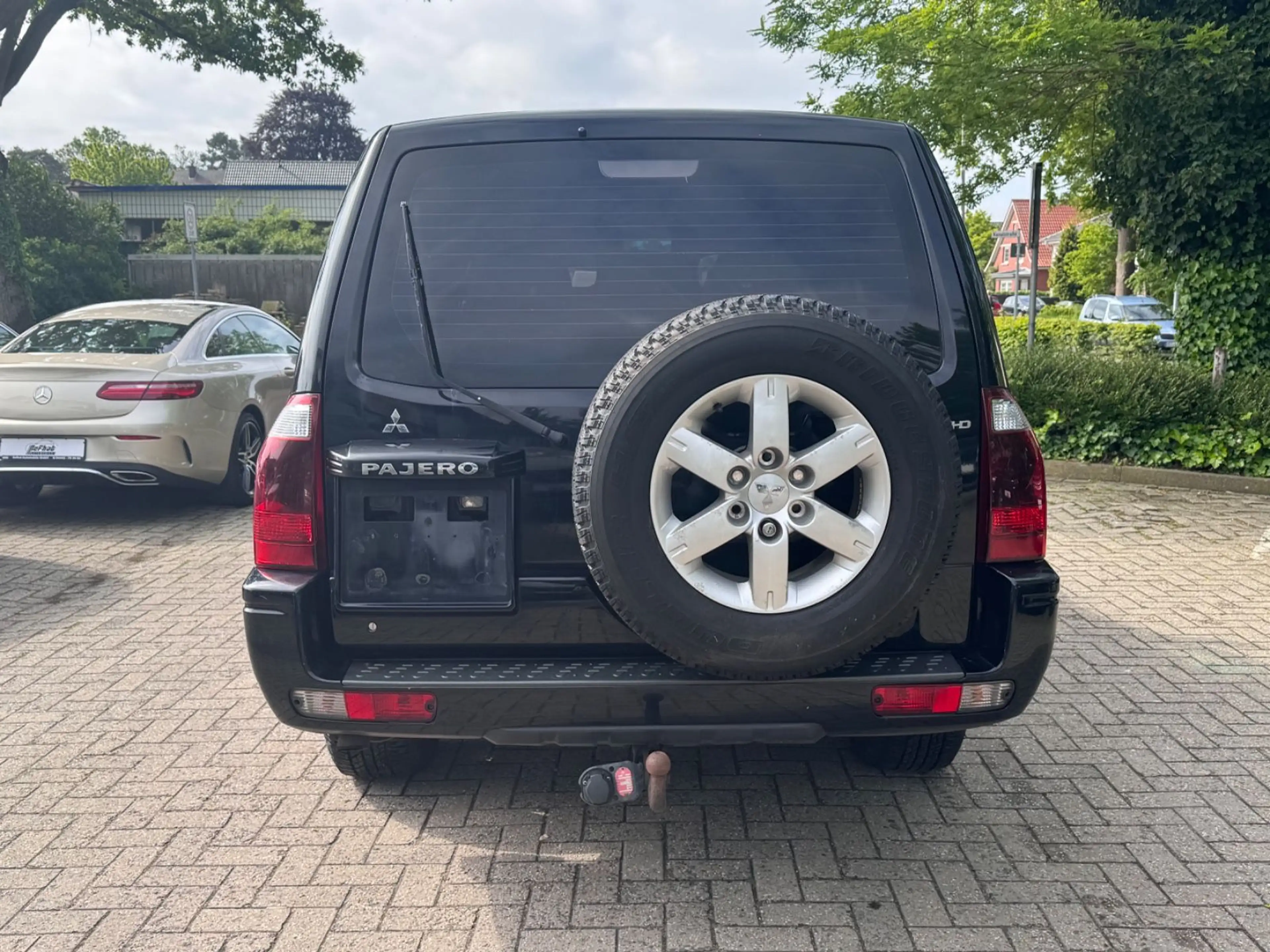 Mitsubishi Pajero 3.2 DI-D Liberty*AHK*7-SITZER* — photo 8