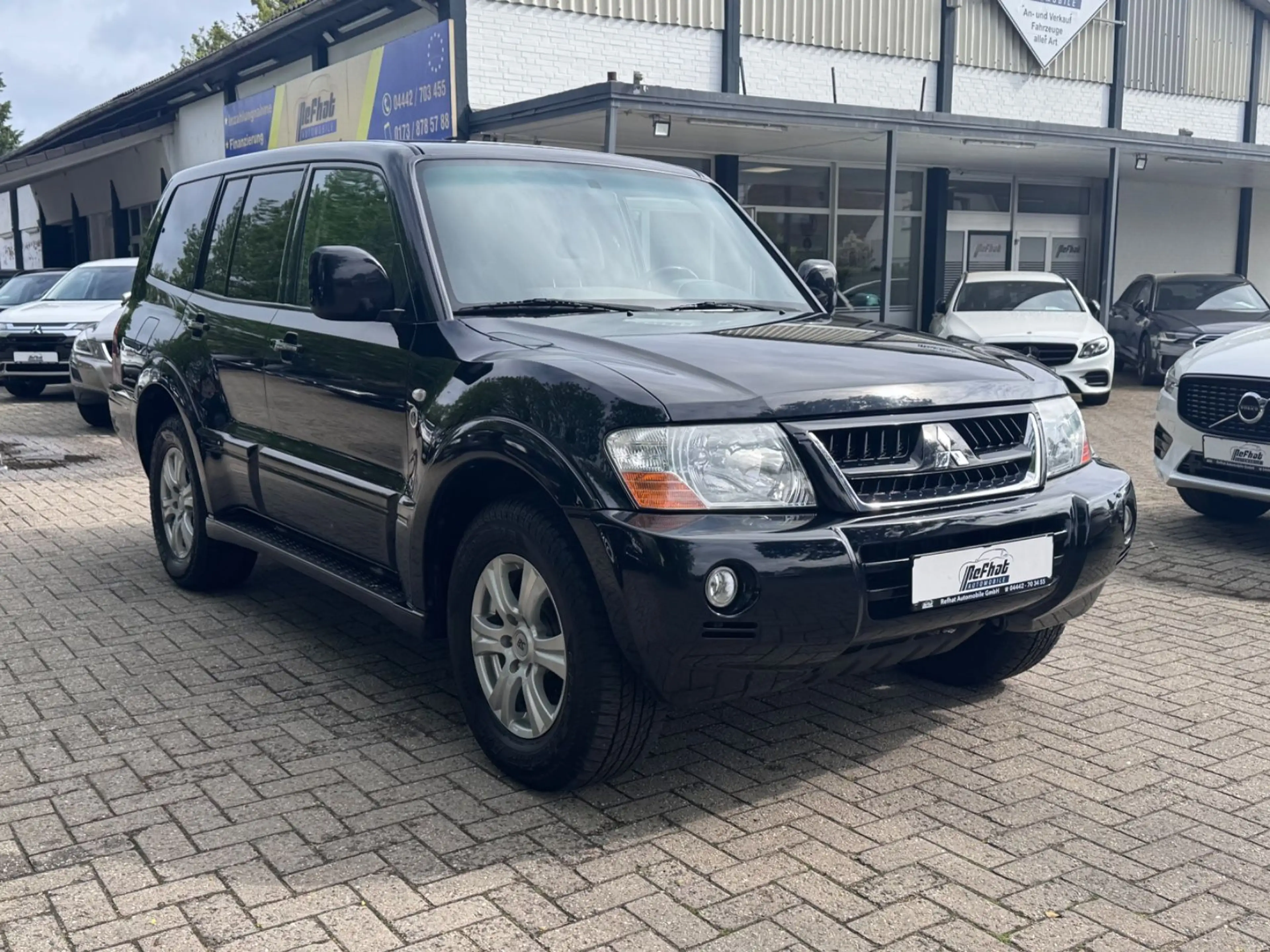 Mitsubishi Pajero 3.2 DI-D Liberty*AHK*7-SITZER* — photo 5