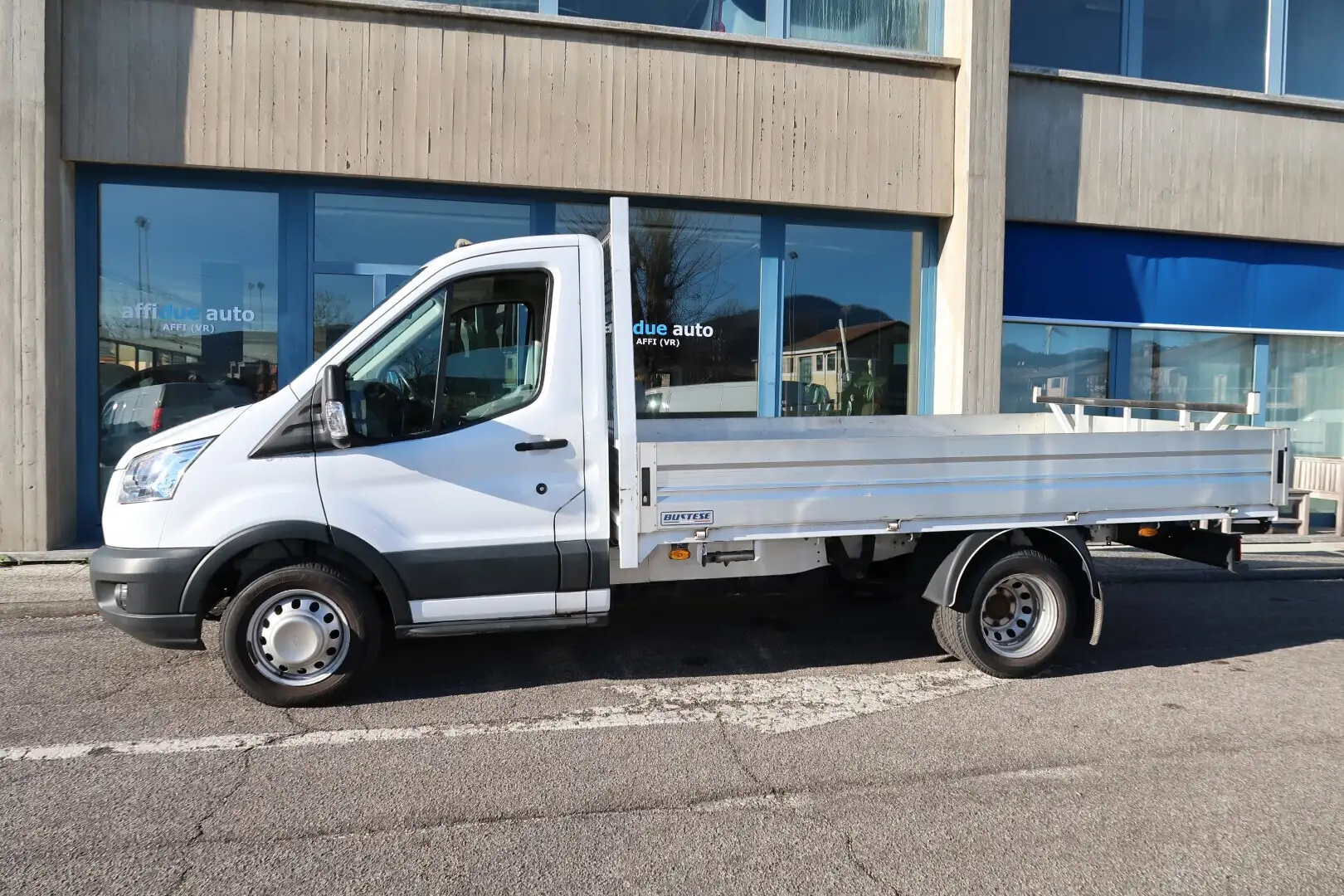 Ford Transit 350 2.0TDCi EcoBlue 130CV RWD PM Cab.Trend Bianco - 2