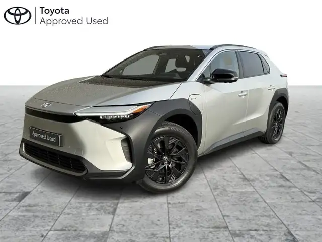 Toyota bZ4X Executive + Trekhaak - Demo | niet ingeschreven!