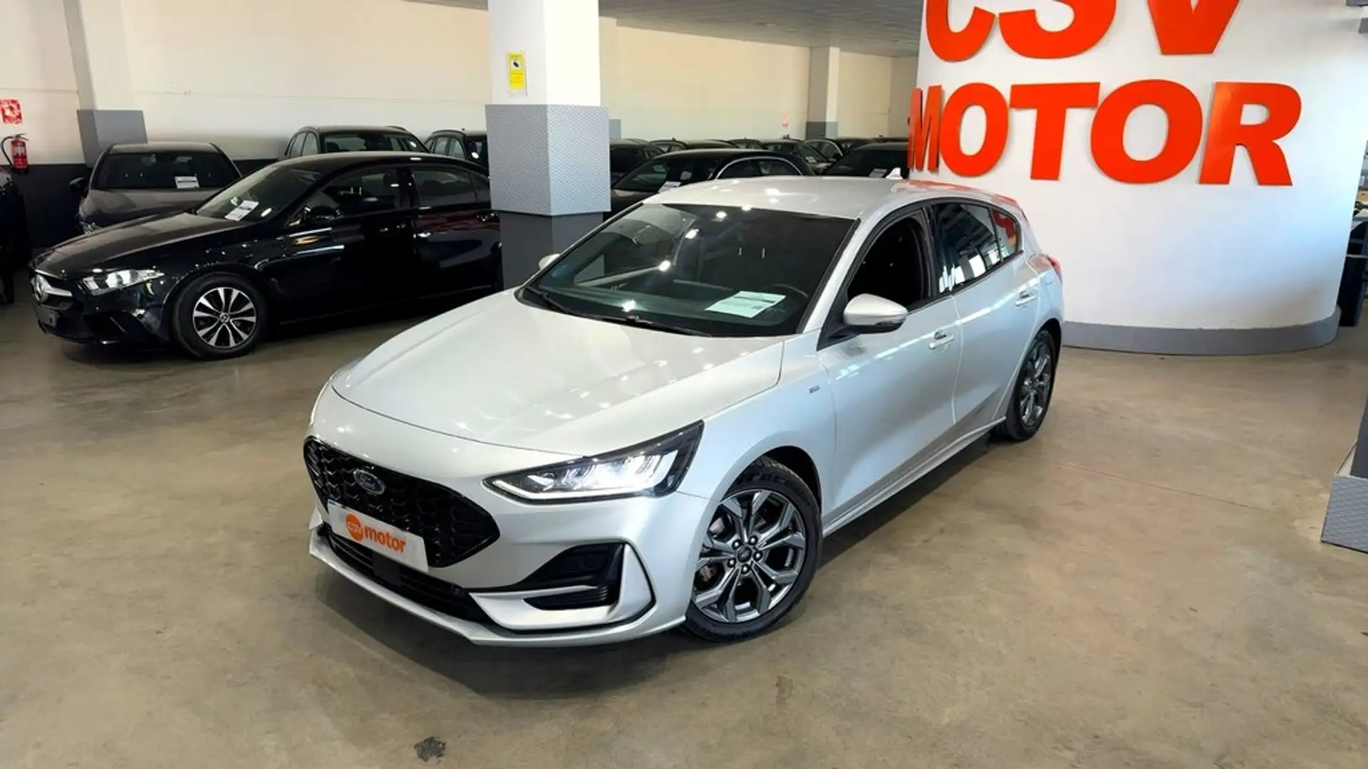 Ford Focus 1.0 Ecoboost MHEV 114kW STLine - 2