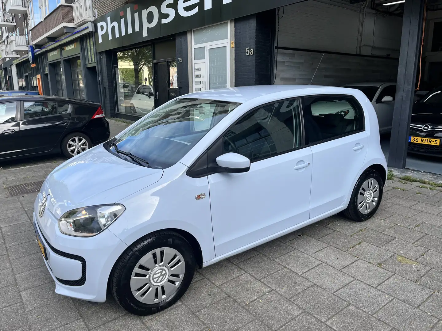 Volkswagen up! 1.0 move up! BlueMotion Bleu - 2