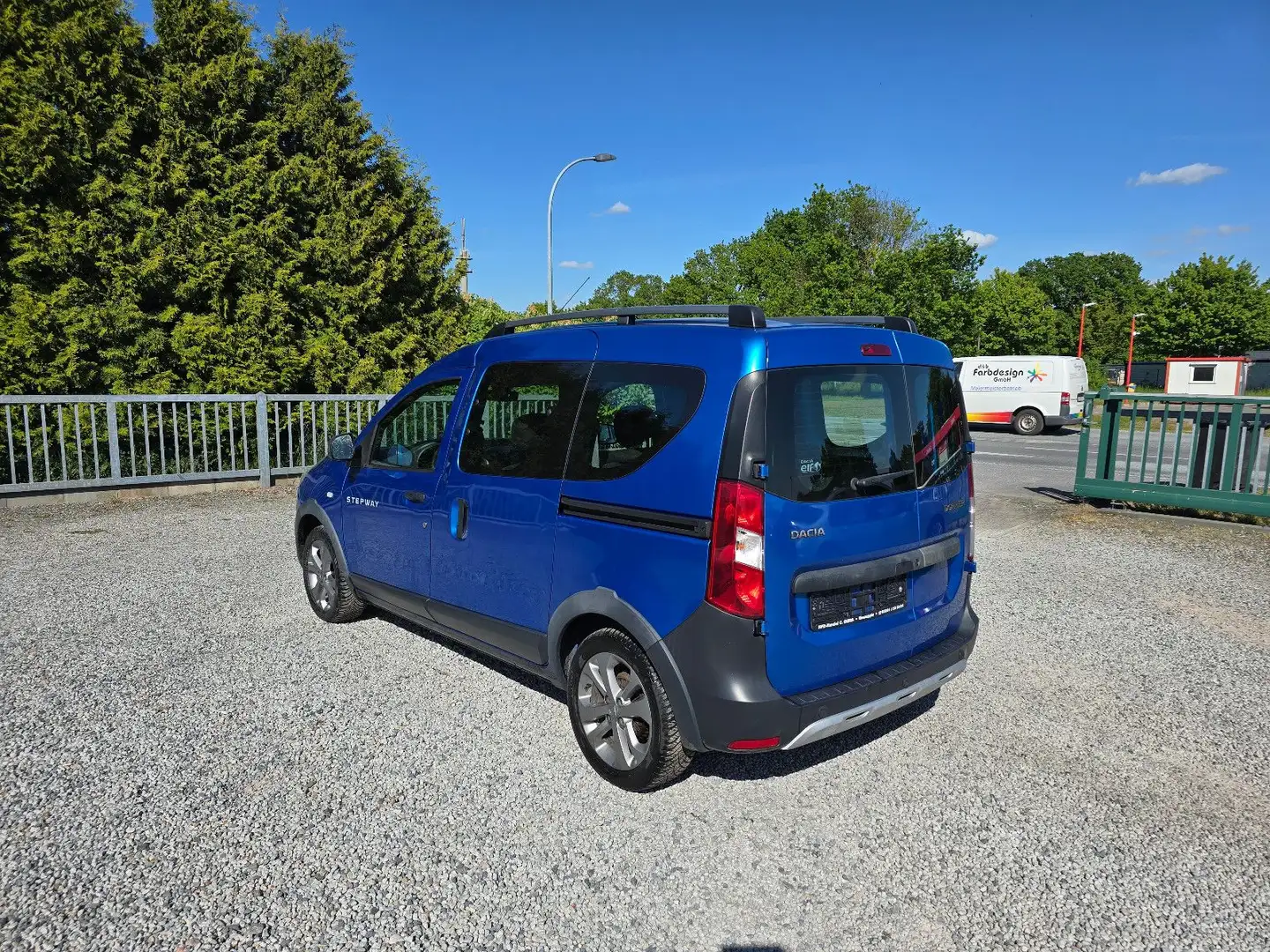 Dacia Dokker Stepway Azul - 2