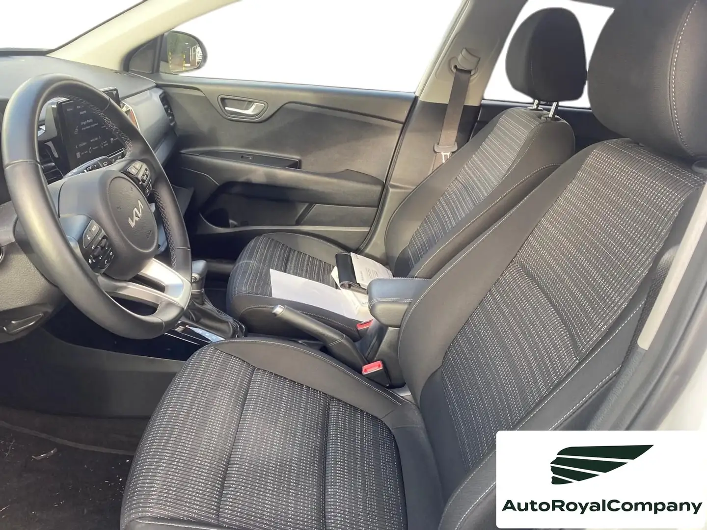 Kia Stonic Stonic 1.0 T-GDi 120 CV MHEV DCT GT Line Weiß - 2