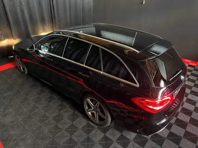 Mercedes-Benz C-Class view 18