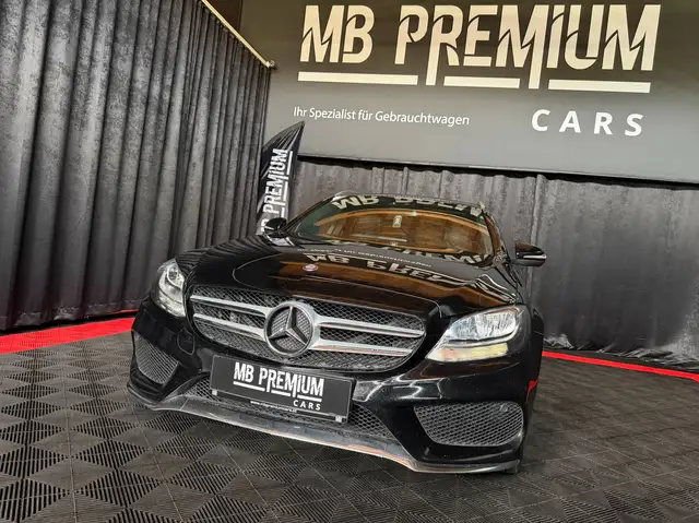 Mercedes-Benz C-Class view 3